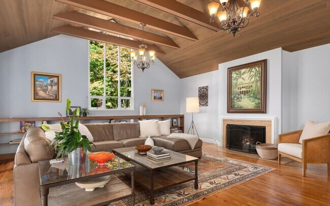 Foto del edificio - Quintessential Northwest Contemporary Living