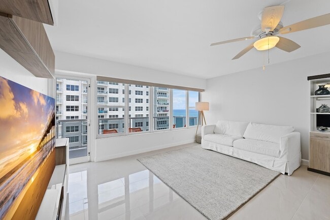 Building Photo - 3700 Galt Ocean Dr