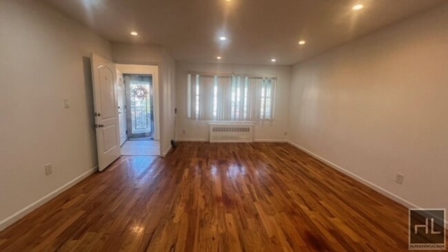 Building Photo - SUNNY AND  BEAUTIFUL VERY LARGE 2 BEDROOME...