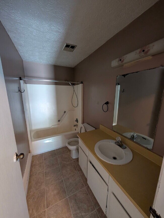 Foto del edificio - 719 Peachtree Pl