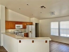 Building Photo - 10733 Esk Dr