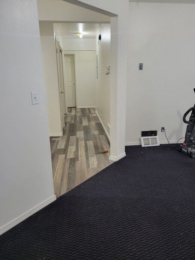 Foto del edificio - 2120 Stace St