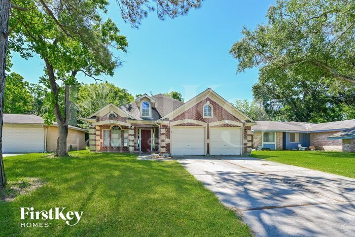 Foto principal - 4447 Donalbain Dr