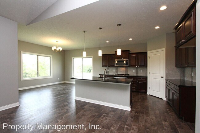 Building Photo - 4 br, 3 bath House - 9711 Friedman St