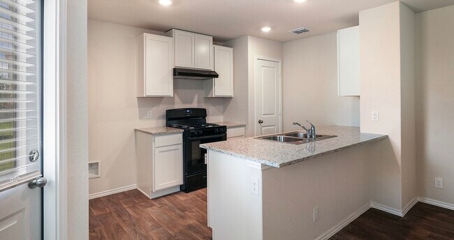 Building Photo - Newer Home Designed With You In Mind