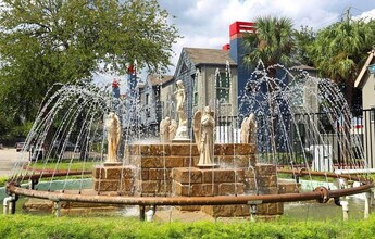 Fountain - 7979 Westheimer Apartments