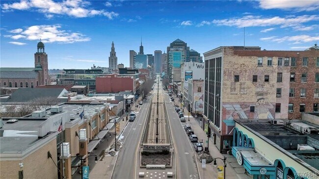 Foto del edificio - 674 Main St