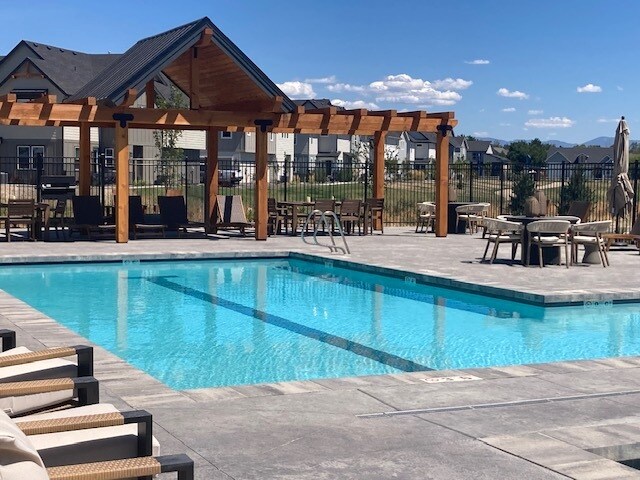 Foto principal - 203 S Koyukuk Ln