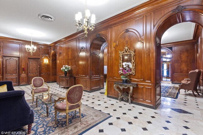 Foto del edificio - 2000 N Lincoln Park W