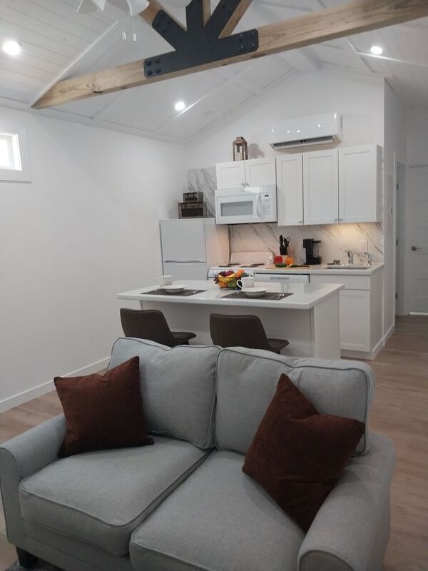 Foto del edificio - 720 Pritchett Ln