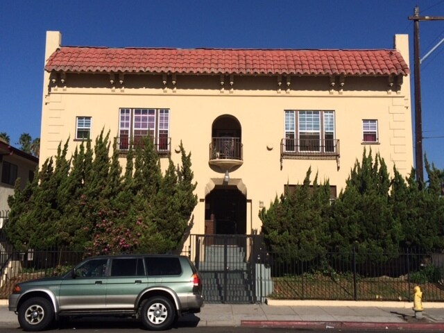 Building Photo - 119 S Bonnie Brae St