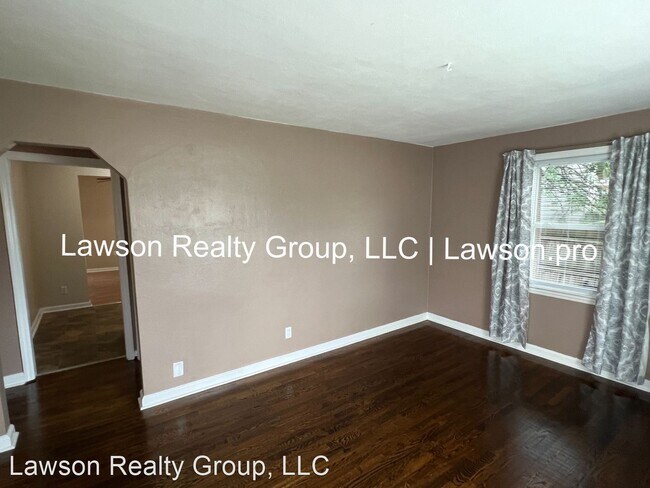 Foto del edificio - 3 br, 1 bath House - 2632 Cornell Dr NW