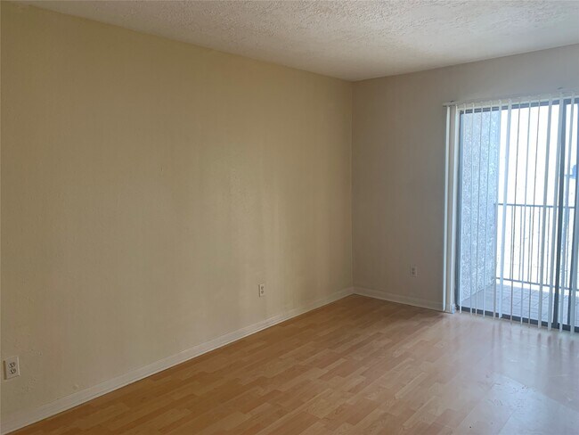 Foto del edificio - 10075 Westpark Dr