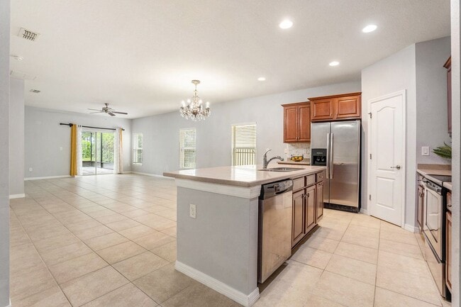 Building Photo - 2803 Winglewood Cir