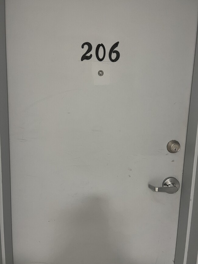 Building Photo - 625 Borthwick Ave