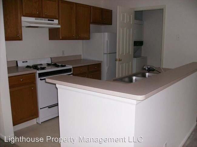 Building Photo - 151 Hunters Ln NE