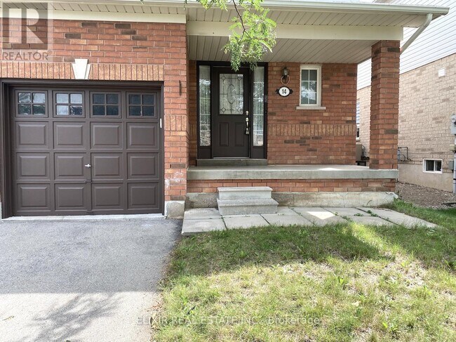 Building Photo - 14 Dunvegan Crescent