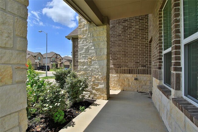 Building Photo - 14618 Twilight Knl Trl