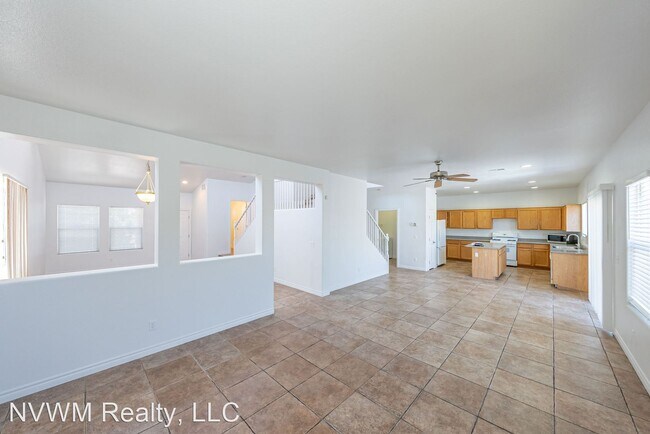 Foto del edificio - 4 br, 2.5 bath House - 5943 Beeline Ct