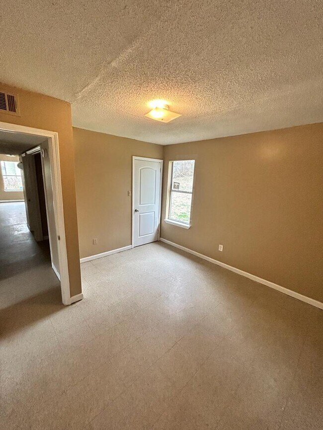 Foto del edificio - 5366 Clinchport Cir
