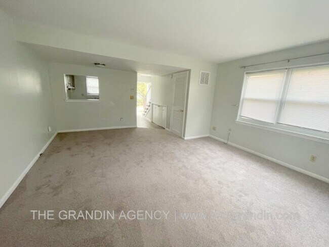 Foto del edificio - 1770 Elbert Dr