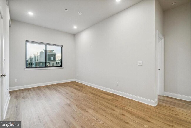 Foto del edificio - 2157 E Lehigh Ave