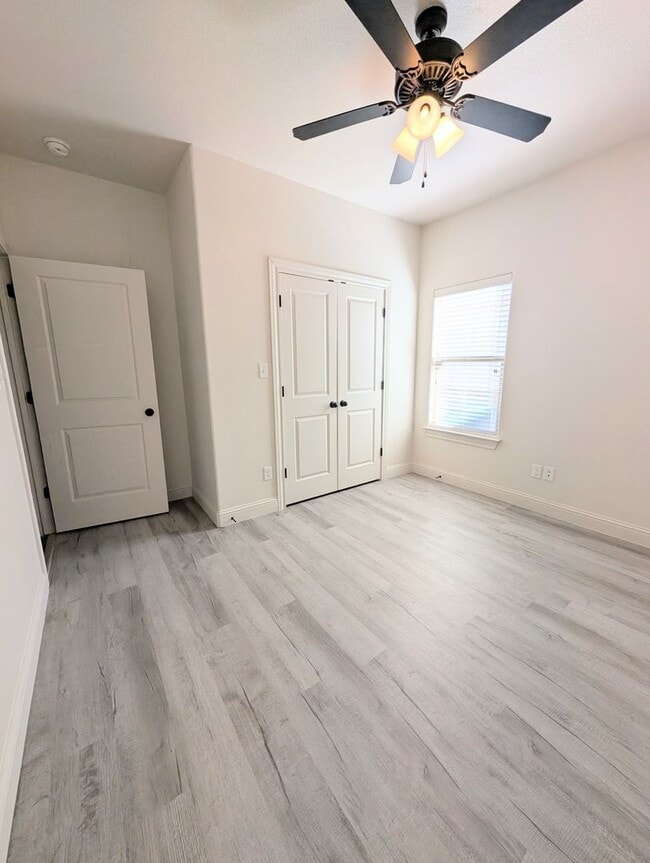 Building Photo - 2505 111th St