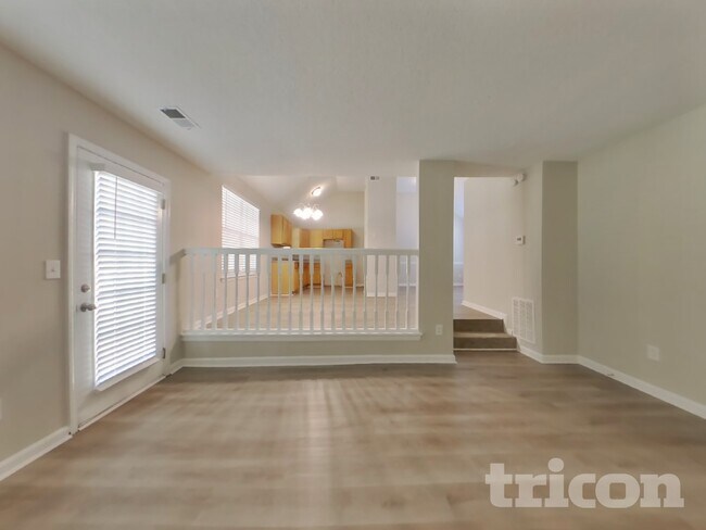 Foto del edificio - 11 Melleray Ct