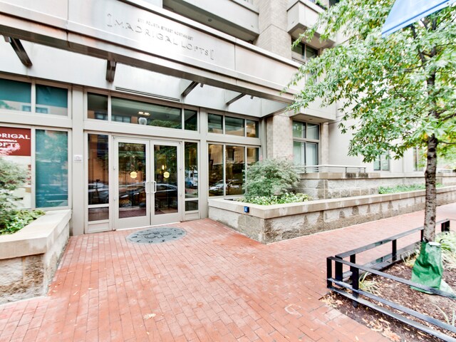 Building Photo - 811 4th St NW