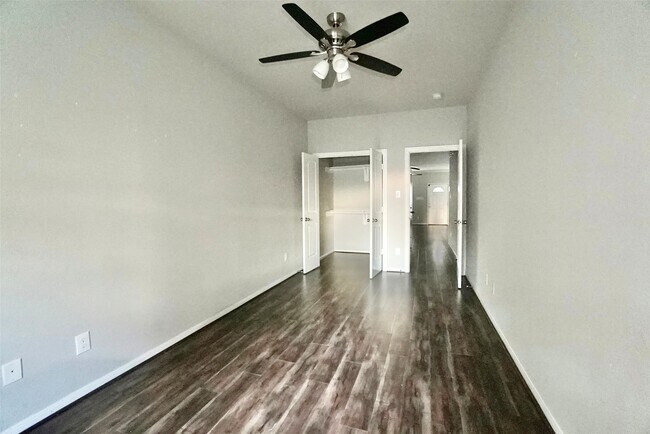 Foto del edificio - 2523 Kirk St