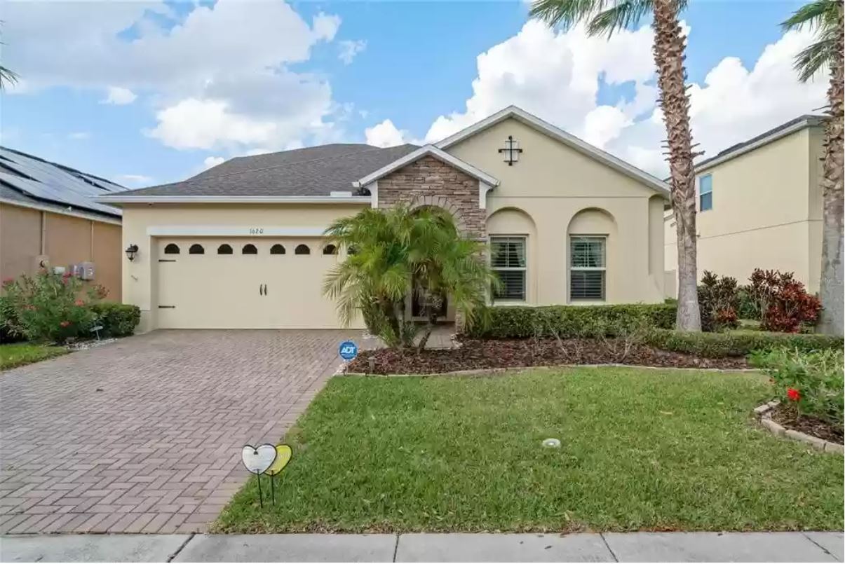 Outside - 1620 Pine Marsh Loop