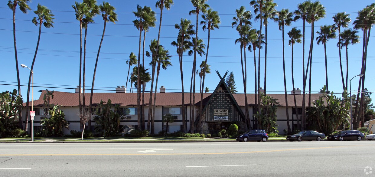 Kona Pali Apartments Apartments in Granada Hills, CA