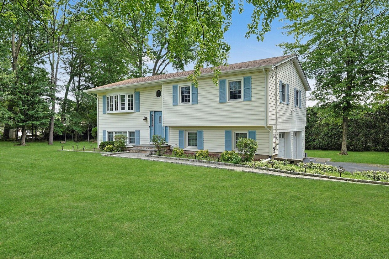 Foto principal - 12 N Fairview Ave