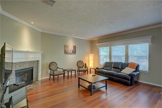 Building Photo - 174 E Spindle Tree Cir