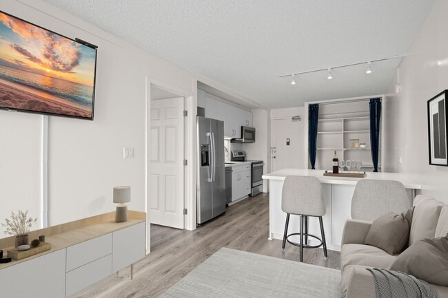 Foto del edificio - Beautifully upgraded 1-bedroom, 1-bath with Parking $2,300 includes utilities & WIFI