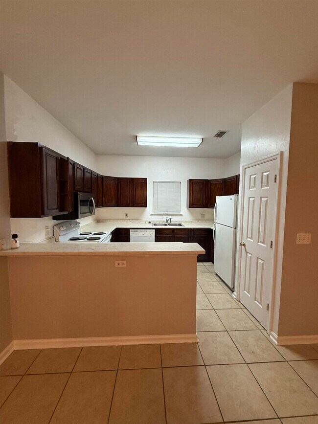 Foto del edificio - 370 Brown Rd