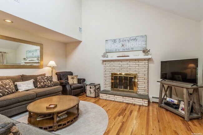 Building Photo - 14 Beach Plum Rd