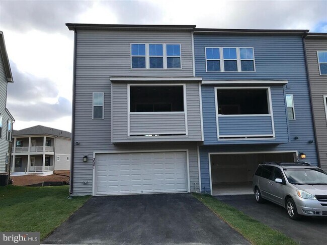 Foto del edificio - 3581 Shady Pines St