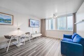 Foto principal - 19201 Collins Ave