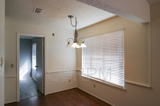 Building Photo - 5422 34th St