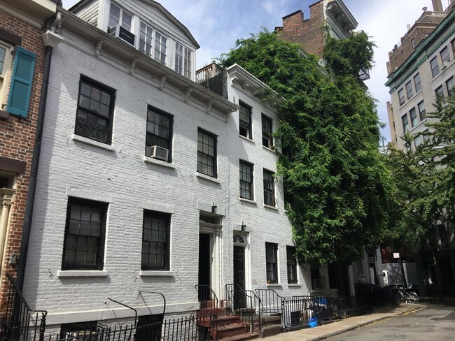 Building Photo - 16 Gay Street