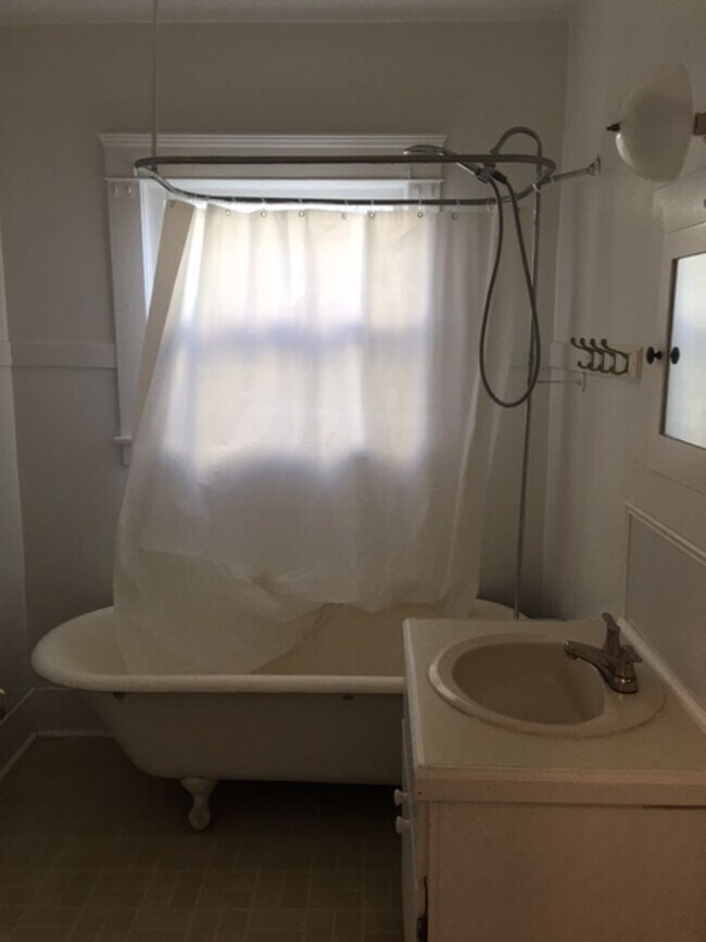 Foto del edificio - 2 B/R 1 B/A House in Marysville AVAILABLE NOW!