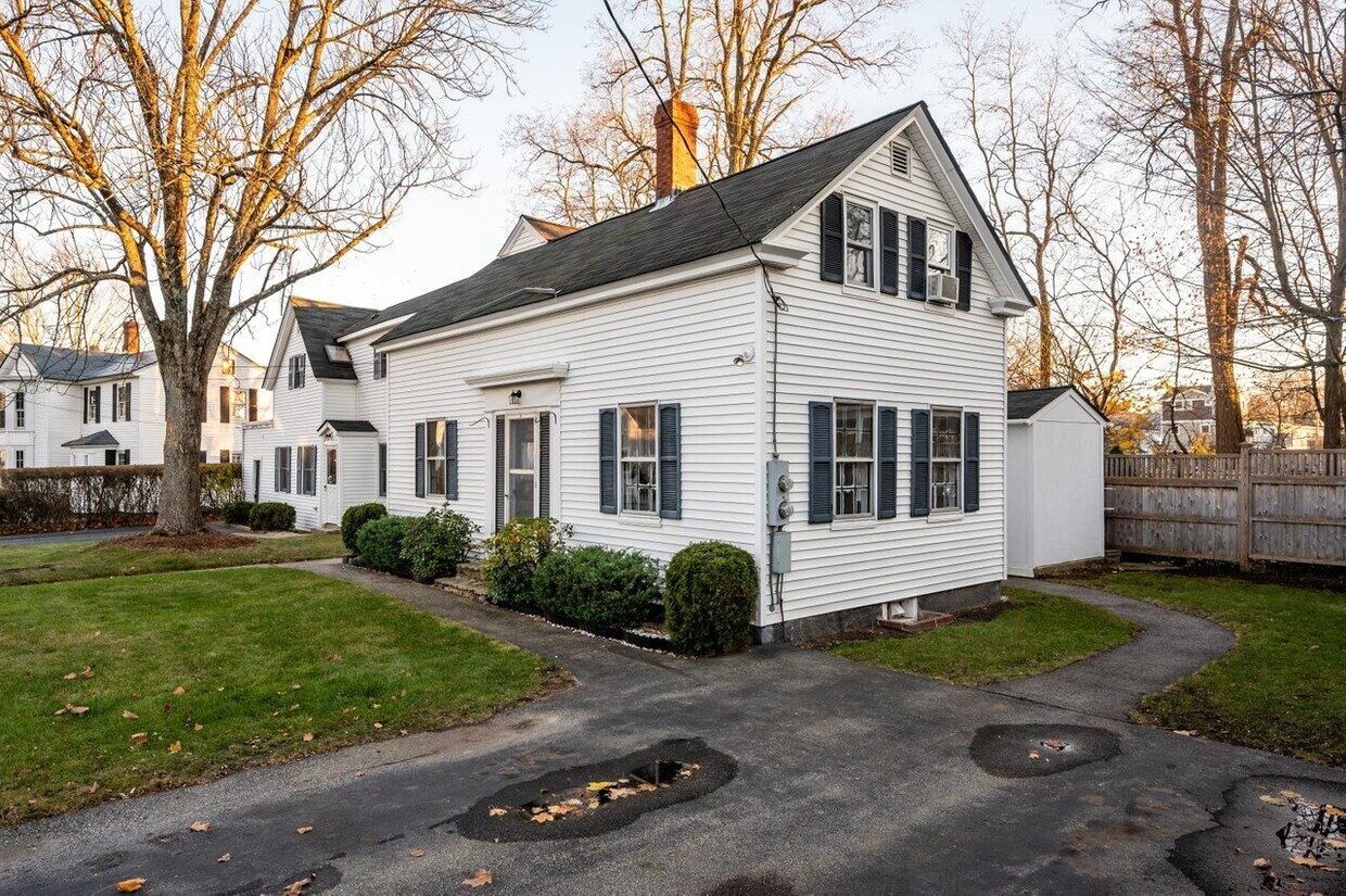 26 Garfield St, Exeter, NH 03833 Townhome Rentals in Exeter NH