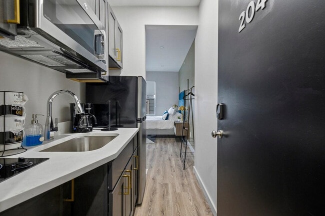 Building Photo - 154 NY-211