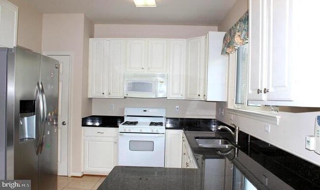 Foto del edificio - 105 Orchard Hills Dr