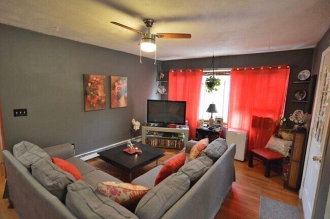 Foto del edificio - 59 Monadnock St