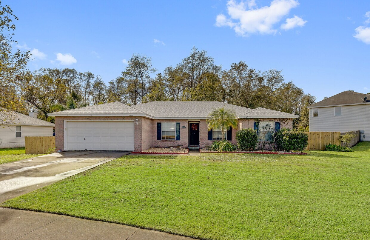 1390 Lindsey Crossing Dr, Jacksonville, FL 32218 House Rental in