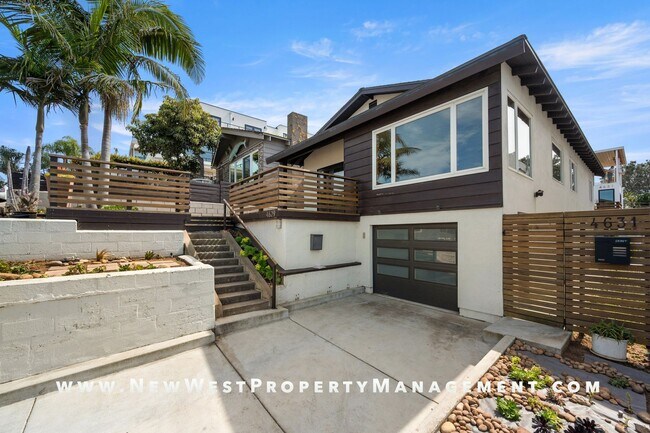 Building Photo - Ocean Beach 2 Bedroom + Bonus Room. Panoramic Water Views!