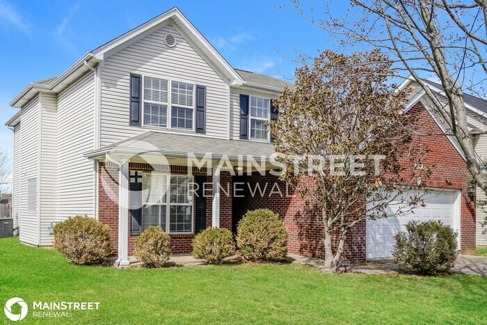 Primary Photo - 914 Lyle Ct, La Grange, KY 40031