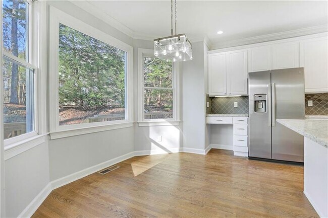 Building Photo - 1201 Bavarian Wood Close